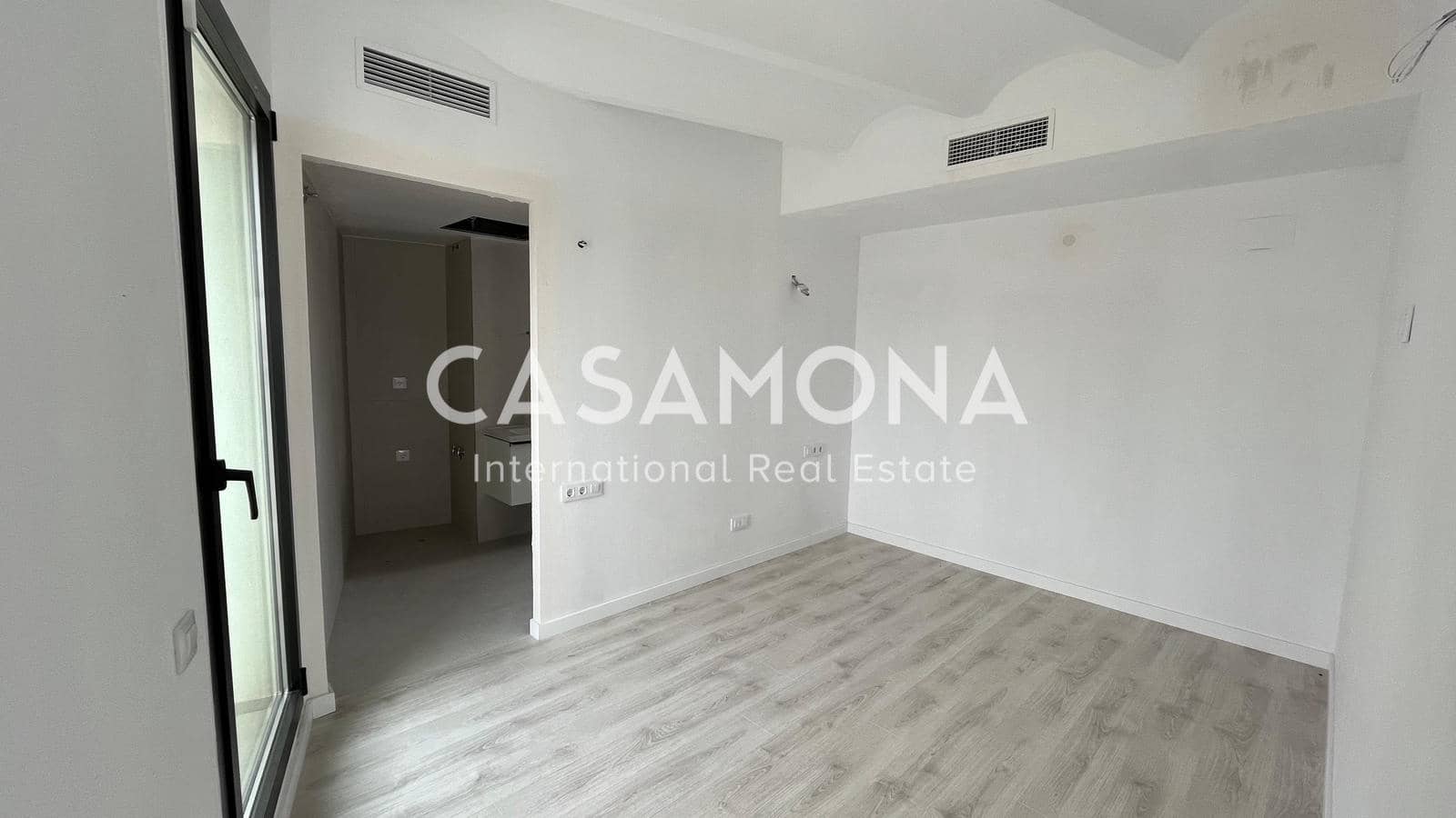 1 soveværelse Penthouse til salg i Barcelona by - € 650.000 (Ref: 8866453)