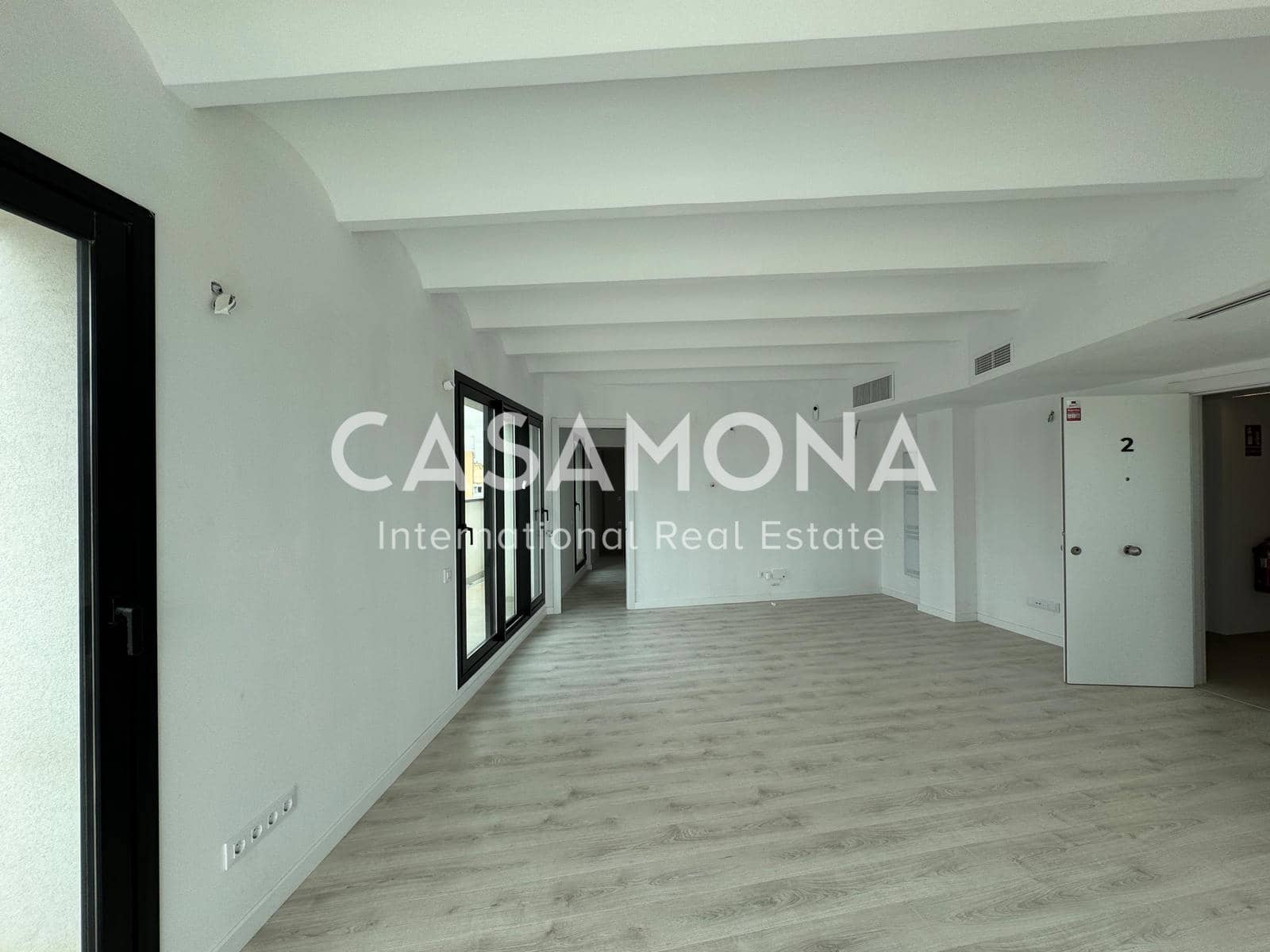 1 soveværelse Penthouse til salg i Barcelona by - € 650.000 (Ref: 8866453)