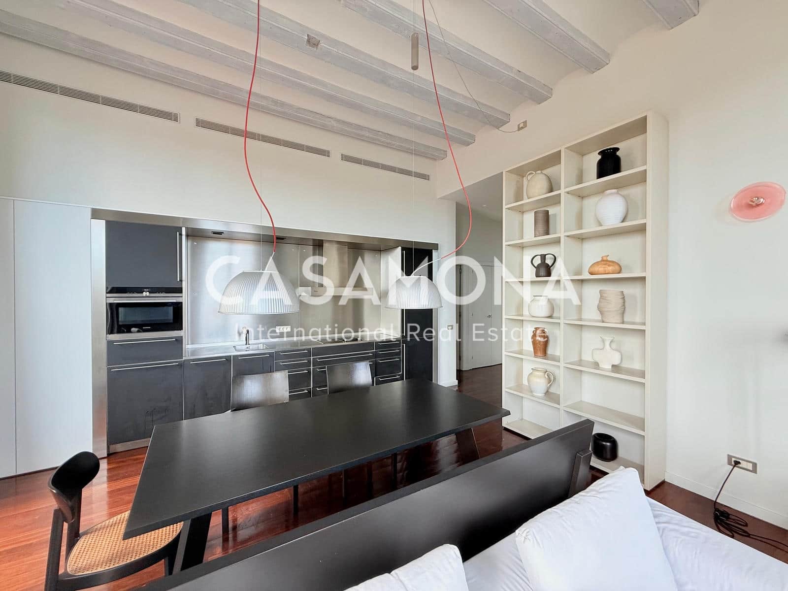 2 soveværelse Lejlighed til leje i Barcelona by - € 2.700 (Ref: 8878636)