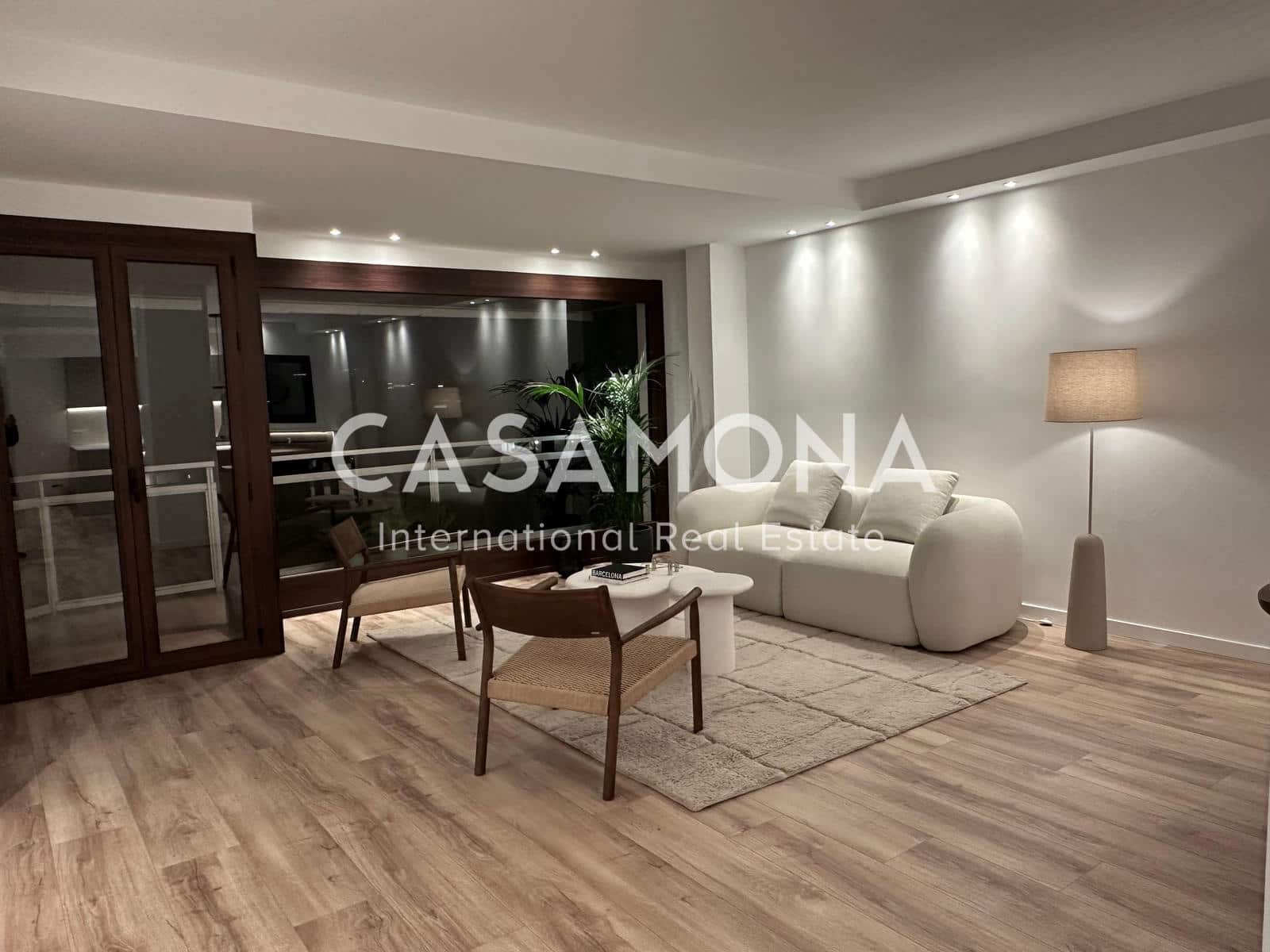 3 soveværelse Lejlighed til salg i Barcelona by - € 1.450.000 (Ref: 8911997)