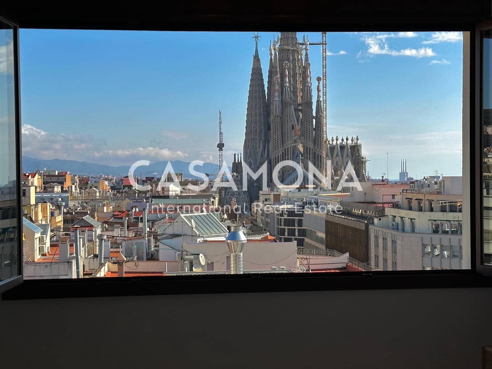 3 soveværelse Lejlighed til salg i Barcelona by - € 1.450.000 (Ref: 8911997)