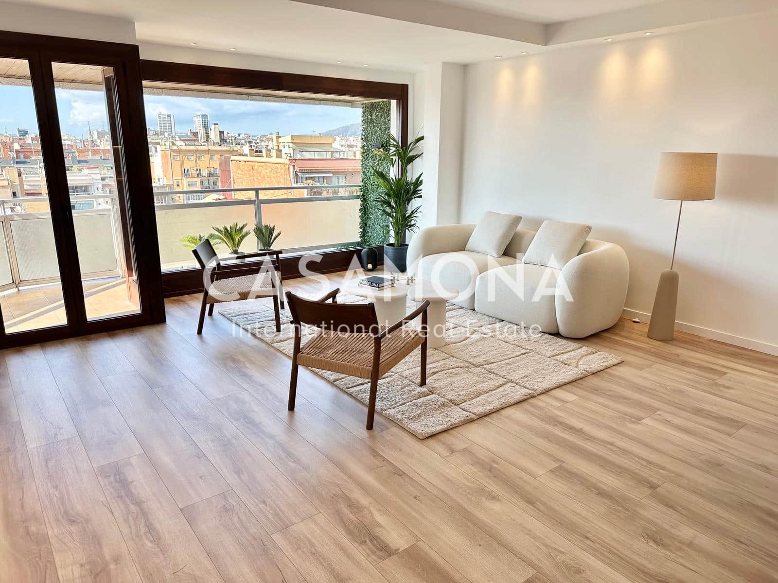 3 soveværelse Lejlighed til salg i Barcelona by - € 1.450.000 (Ref: 8911997)