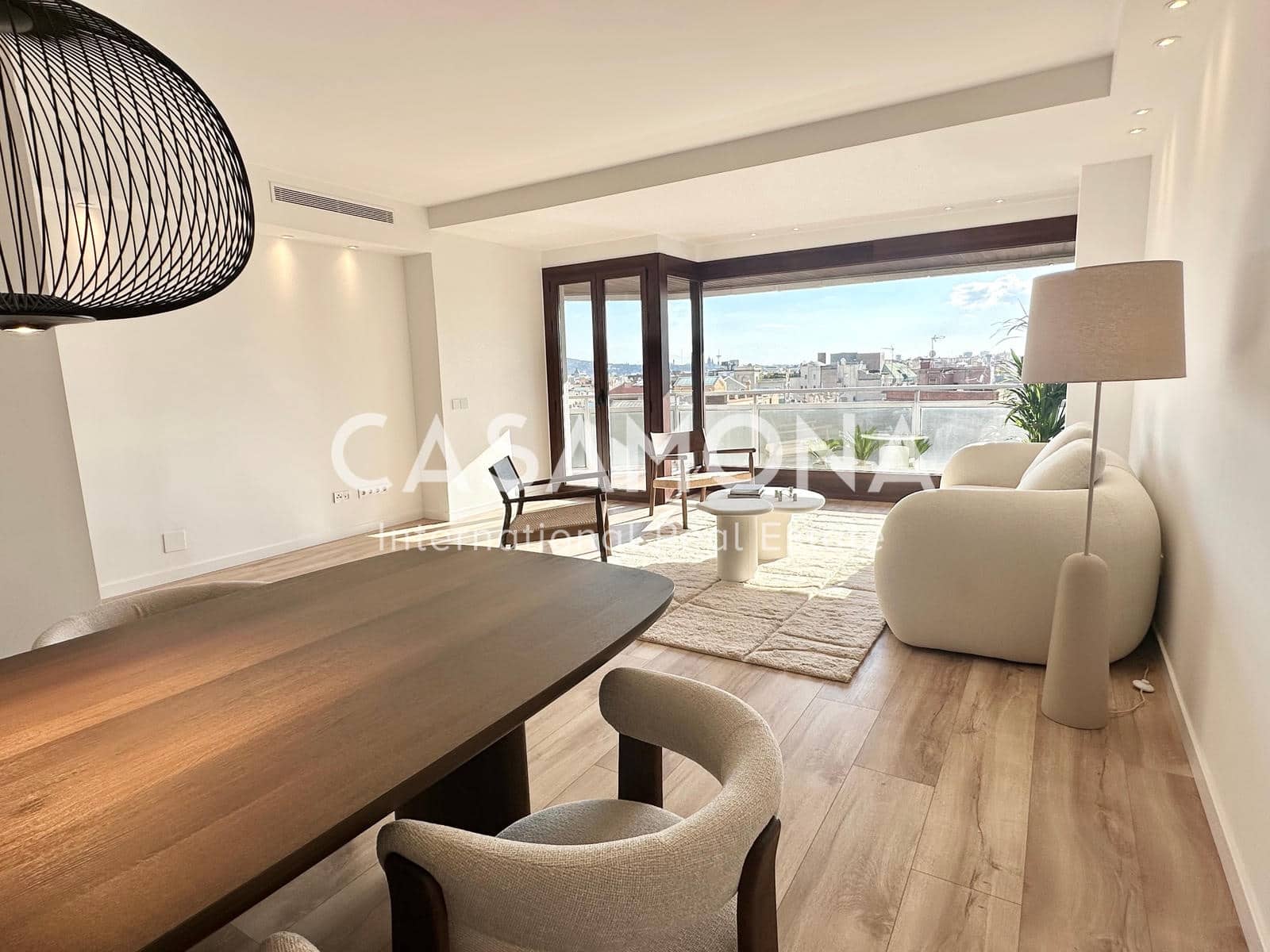 3 soveværelse Lejlighed til salg i Barcelona by - € 1.450.000 (Ref: 8911997)