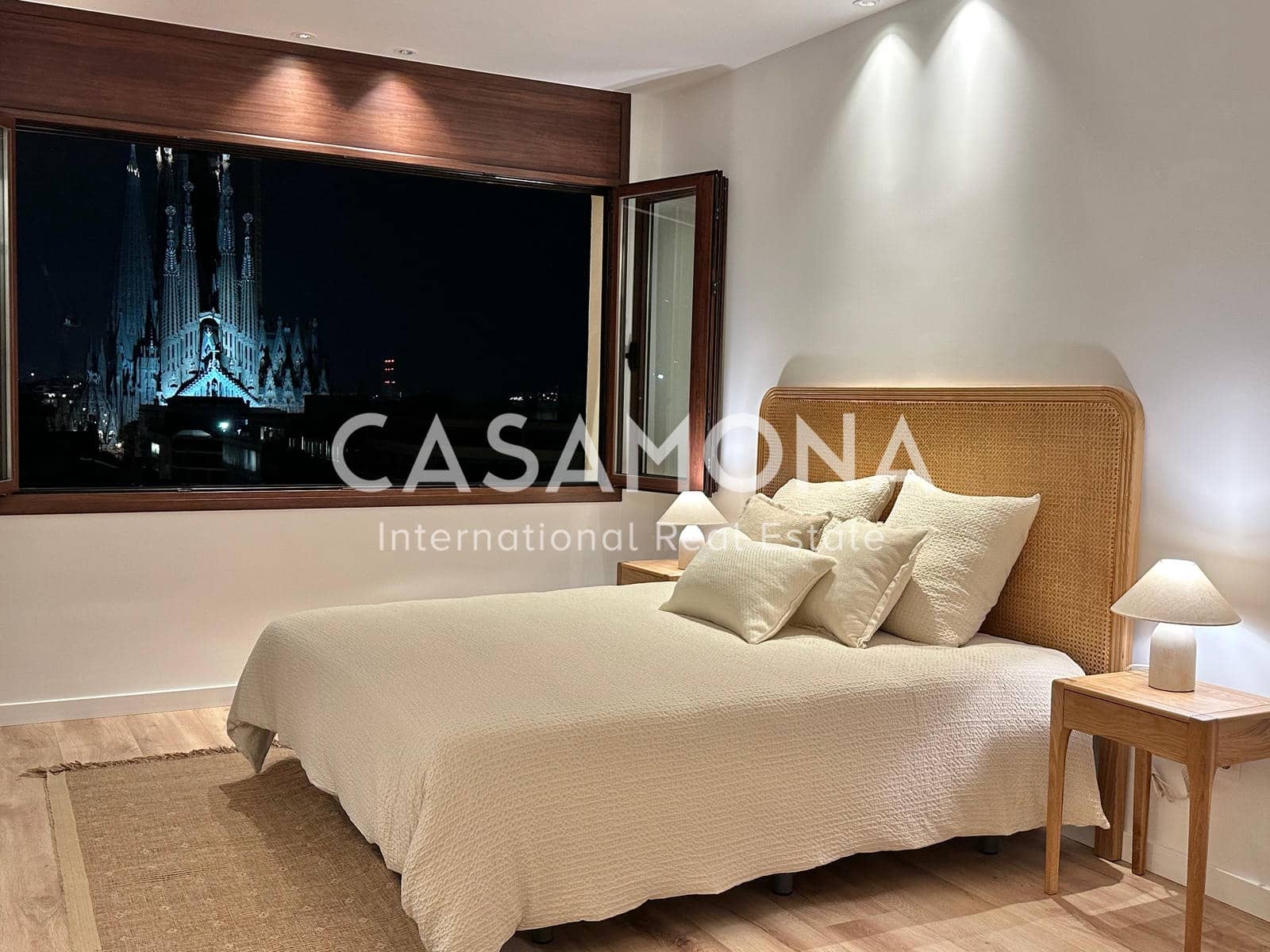 3 soveværelse Lejlighed til salg i Barcelona by - € 1.450.000 (Ref: 8911997)