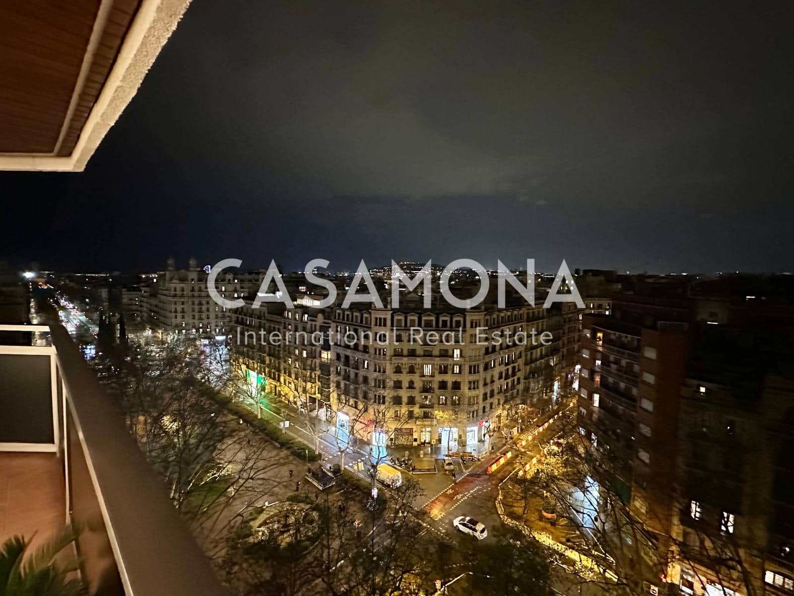 3 soveværelse Lejlighed til salg i Barcelona by - € 1.450.000 (Ref: 8911997)