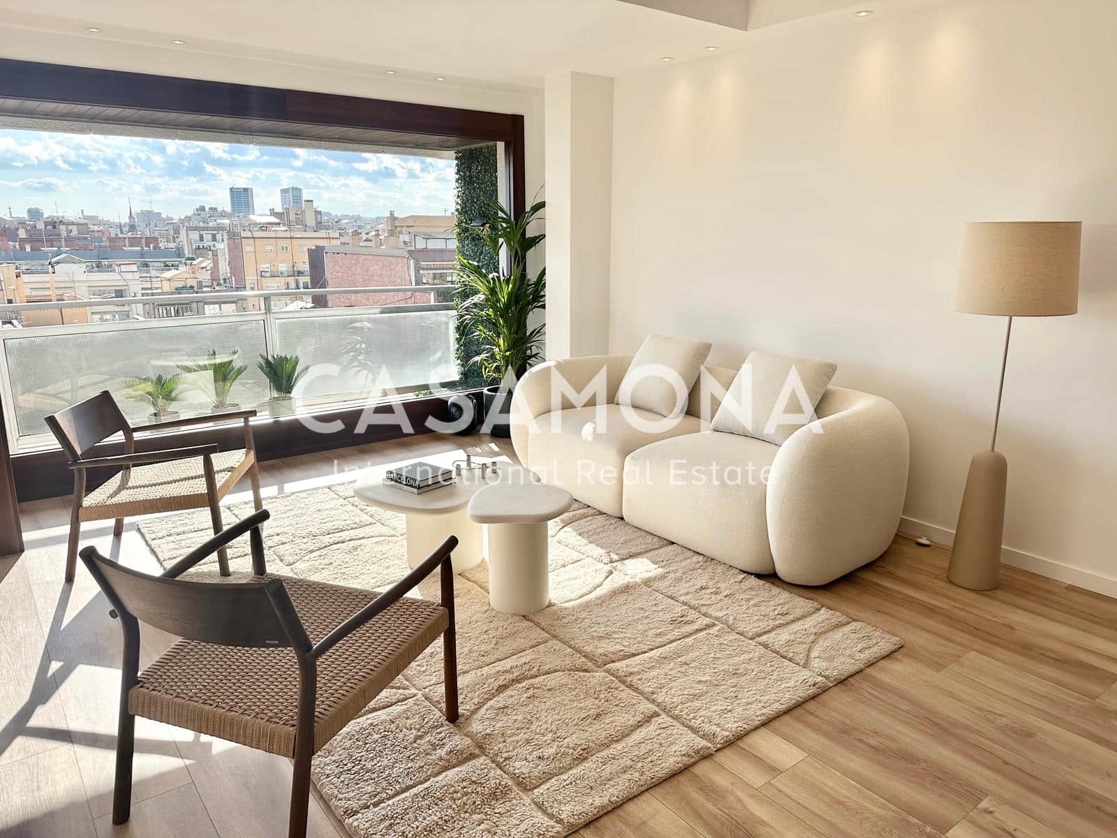 3 soveværelse Lejlighed til salg i Barcelona by - € 1.450.000 (Ref: 8911997)