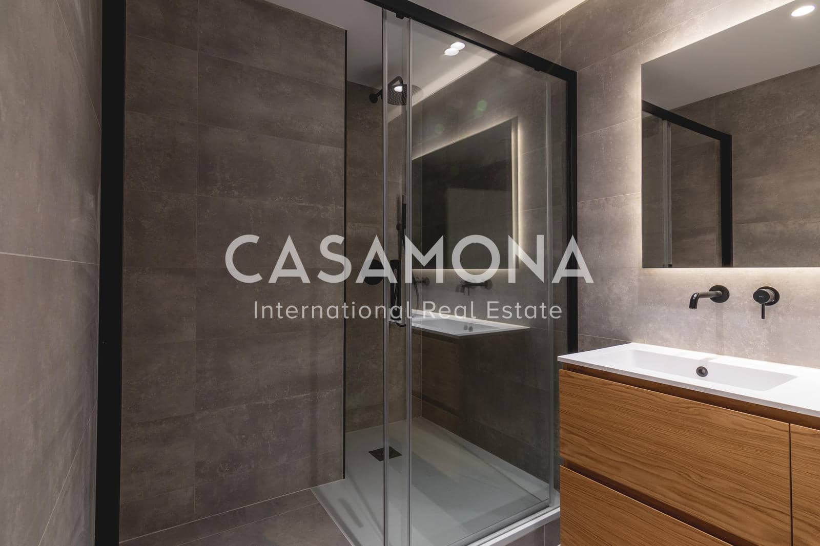 3 chambre Appartement à vendre à Barcelone ville - 845 000 € (Ref: 8912219)