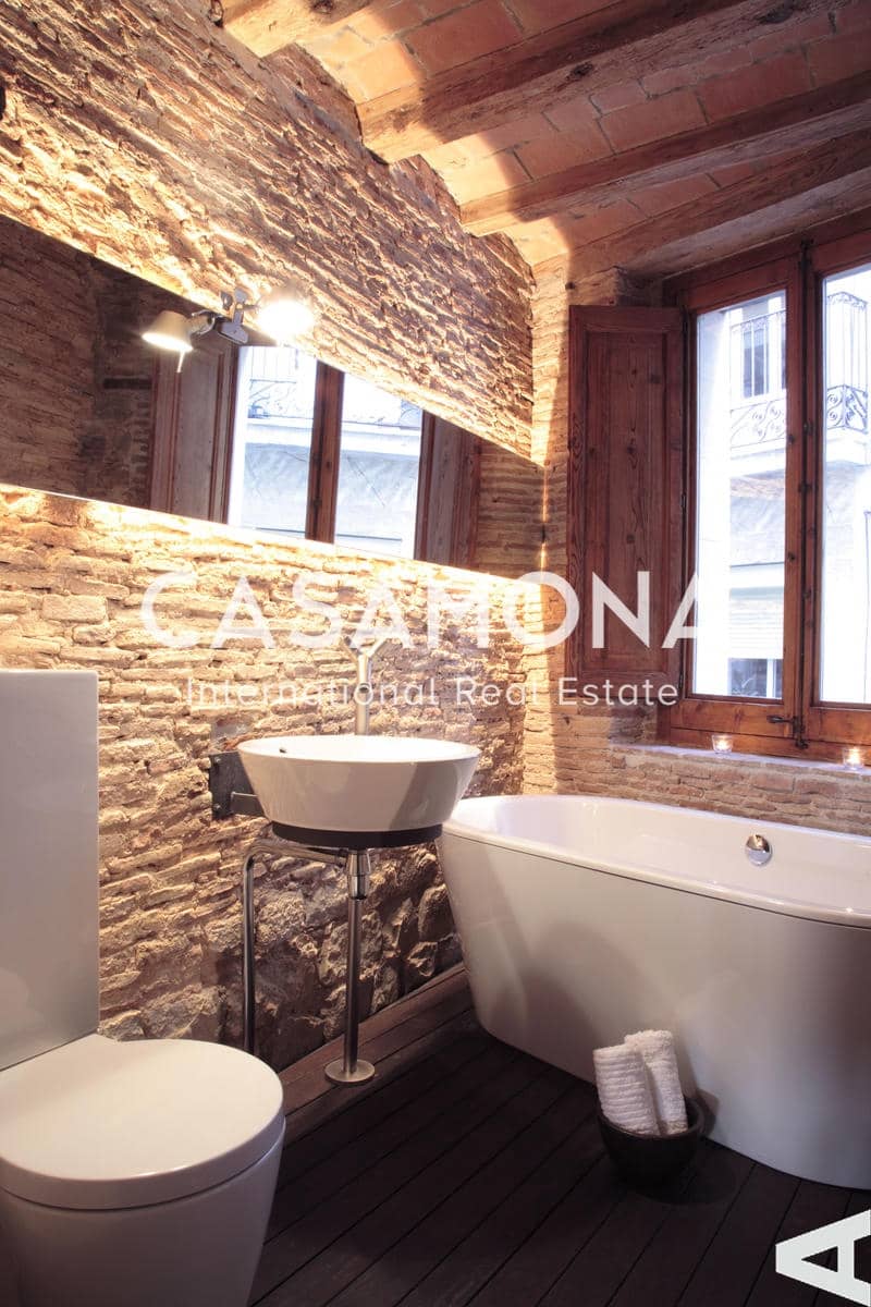 2 soveværelse Lejlighed til salg i Barcelona by - € 445.000 (Ref: 8938347)