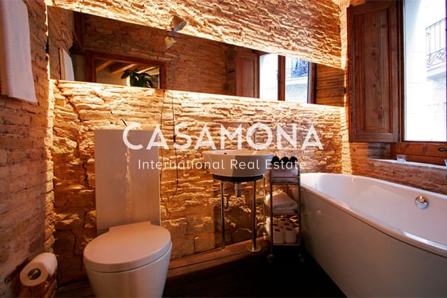 2 soveværelse Lejlighed til salg i El Barri Gòtic, Barcelona by - € 445.000 (Ref: 8938347)