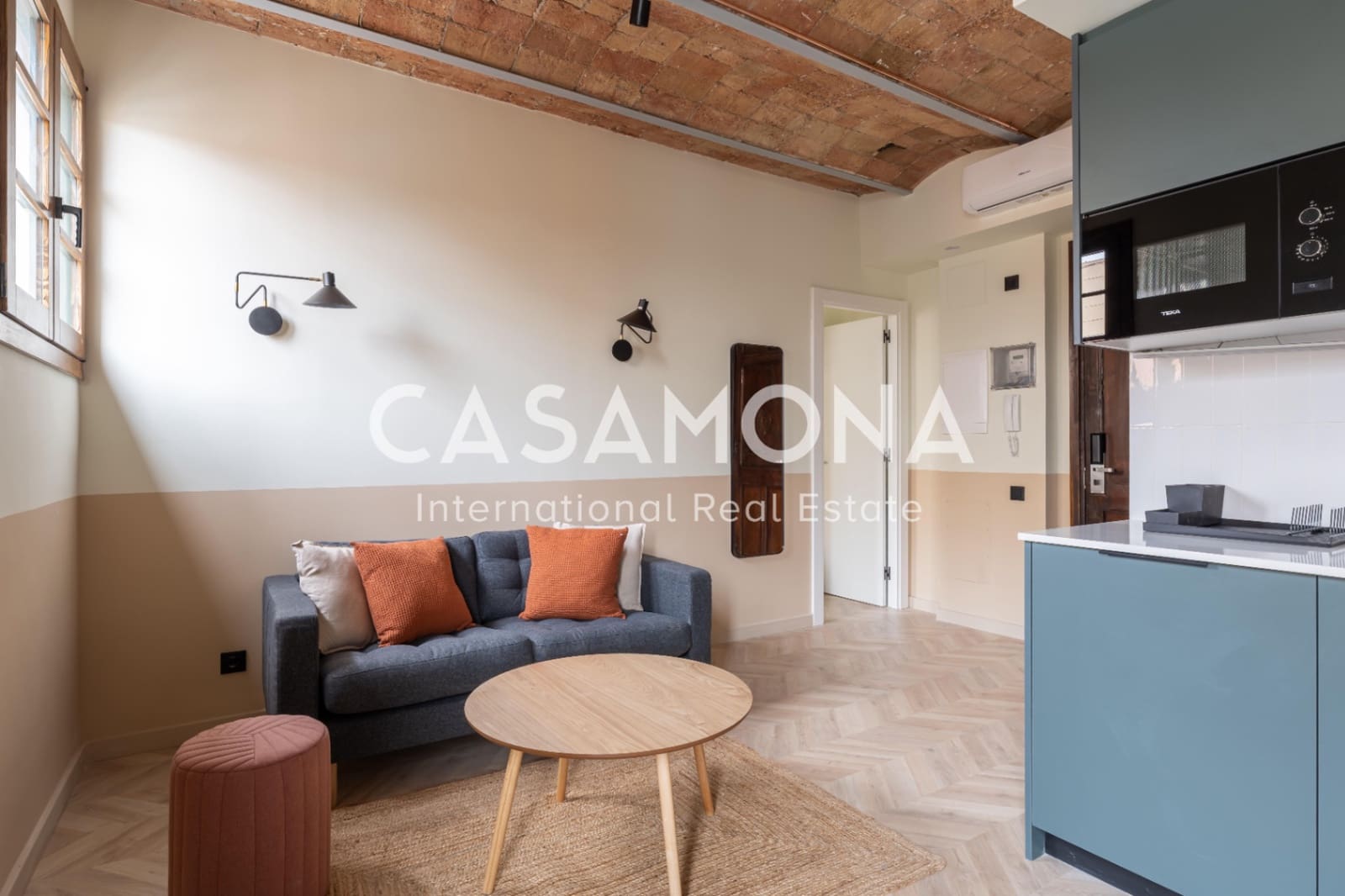 2 soverom Leilighet til leie i Barcelona by - € 2 000 (Ref: 8981781)