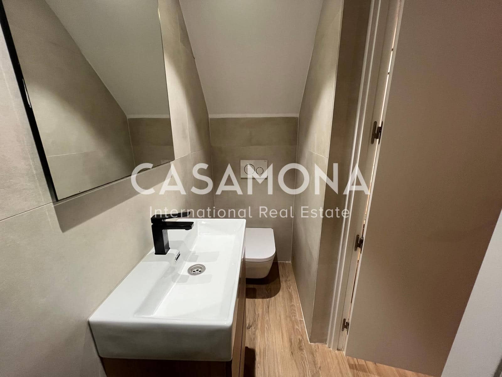 1 slaapkamer Loft te koop in Barcelona stad - € 279.000 (Ref: 8989768)