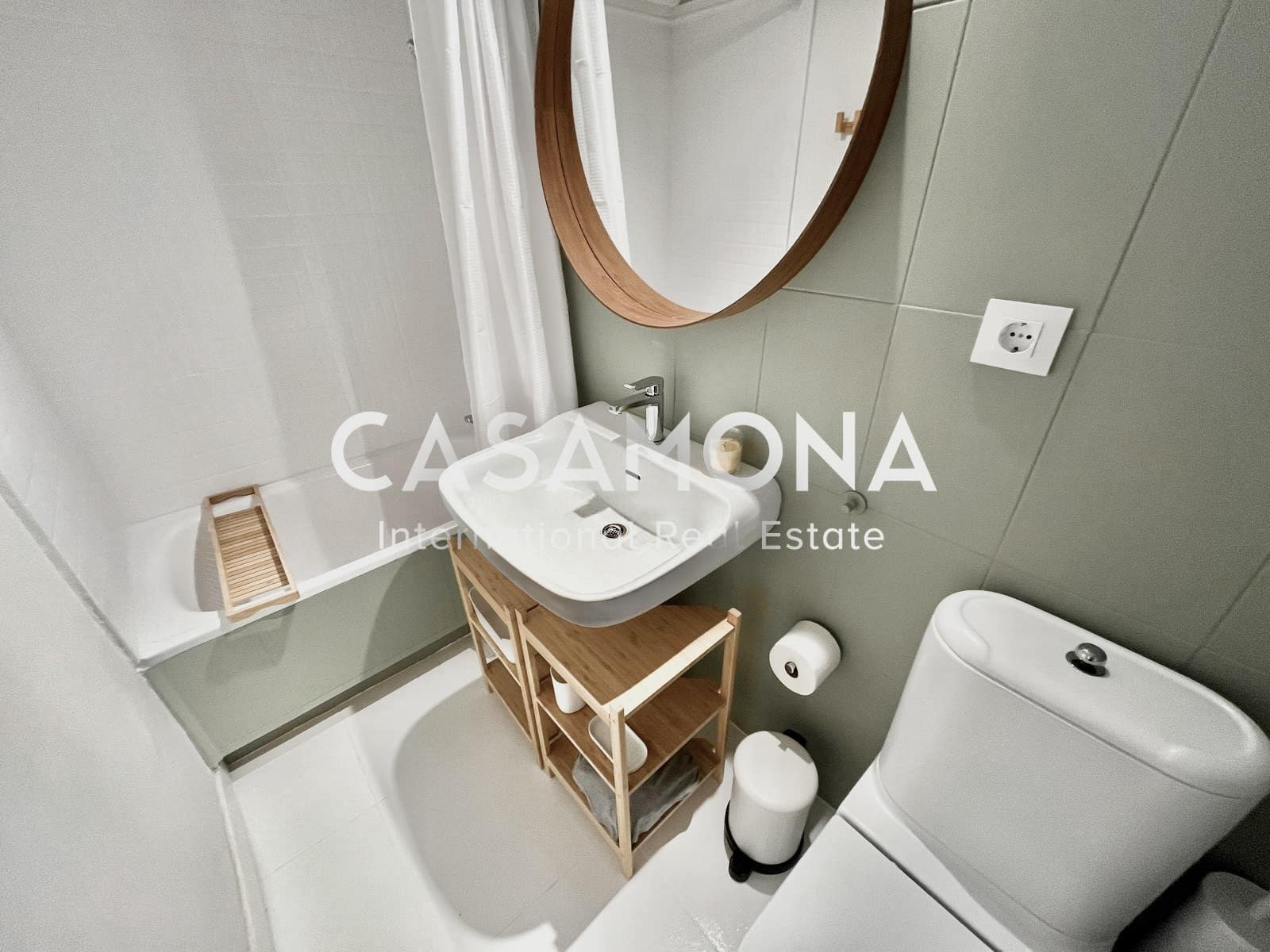 1 soverom Leilighet til leie i Barcelona by - € 1 550 (Ref: 9000579)