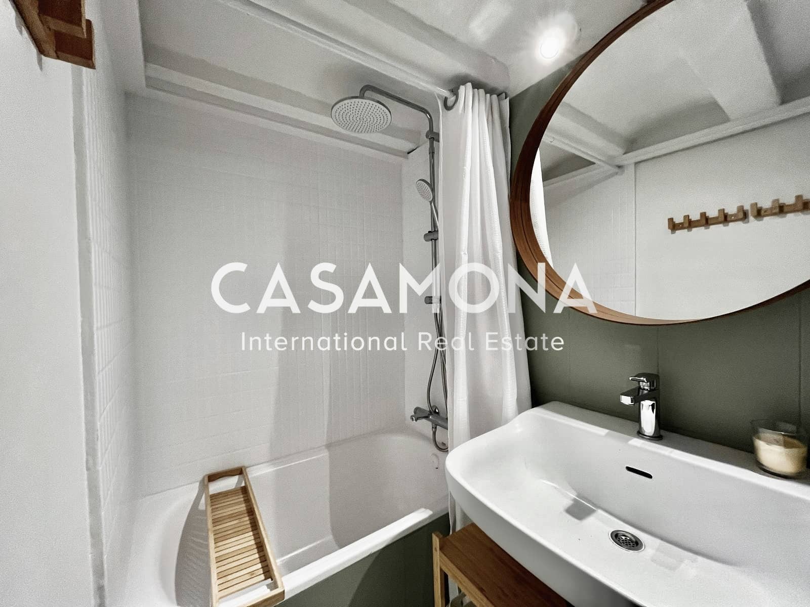 1 soverom Leilighet til leie i Barcelona by - € 1 550 (Ref: 9000579)