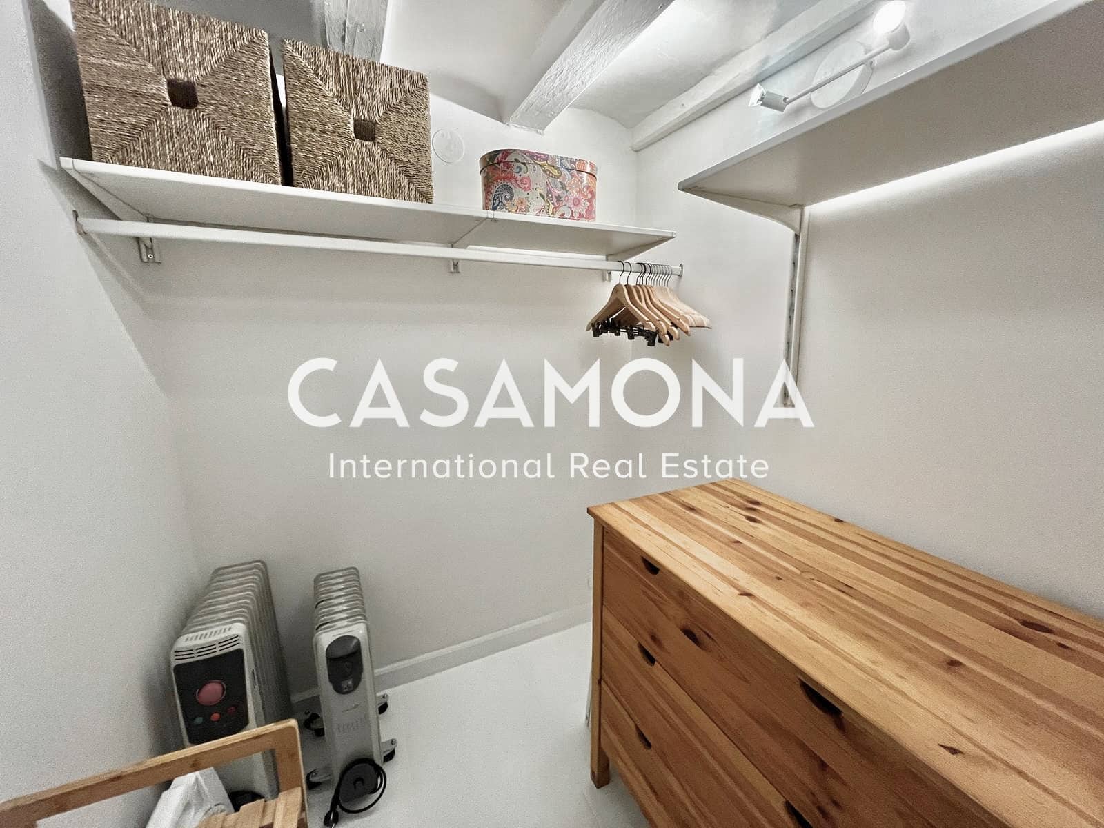 1 soverom Leilighet til leie i Barcelona by - € 1 550 (Ref: 9000579)