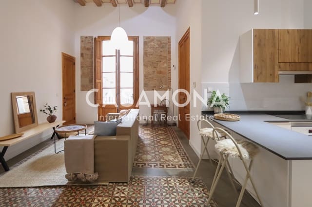 2 soveværelse Lejlighed til salg i El Barri Gòtic, Barcelona by - € 435.000 (Ref: 9030032)