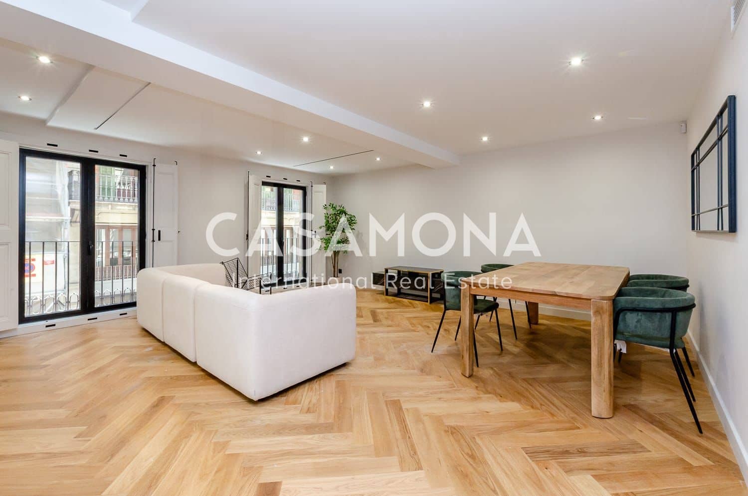 3 soveværelse Lejlighed til salg i Barcelona by - € 730.000 (Ref: 9064679)