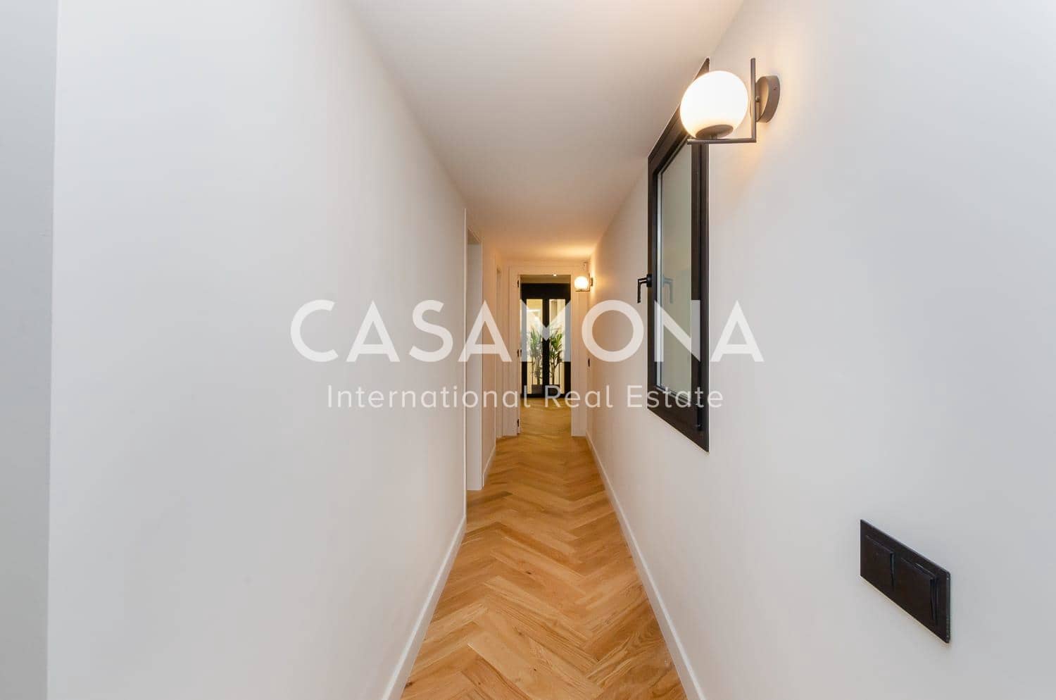 3 soveværelse Lejlighed til salg i Barcelona by - € 730.000 (Ref: 9064679)