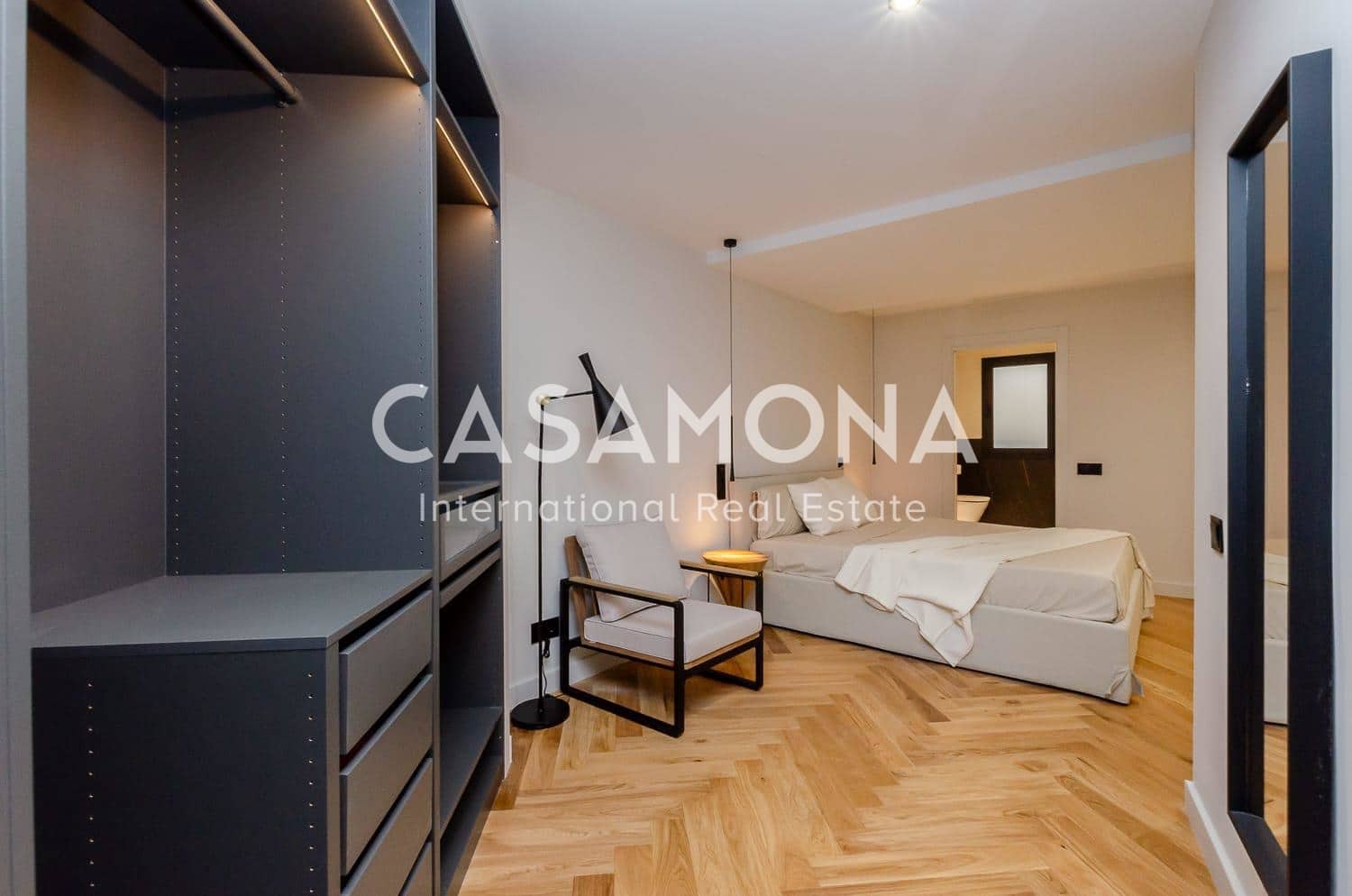 3 soveværelse Lejlighed til salg i Barcelona by - € 730.000 (Ref: 9064679)