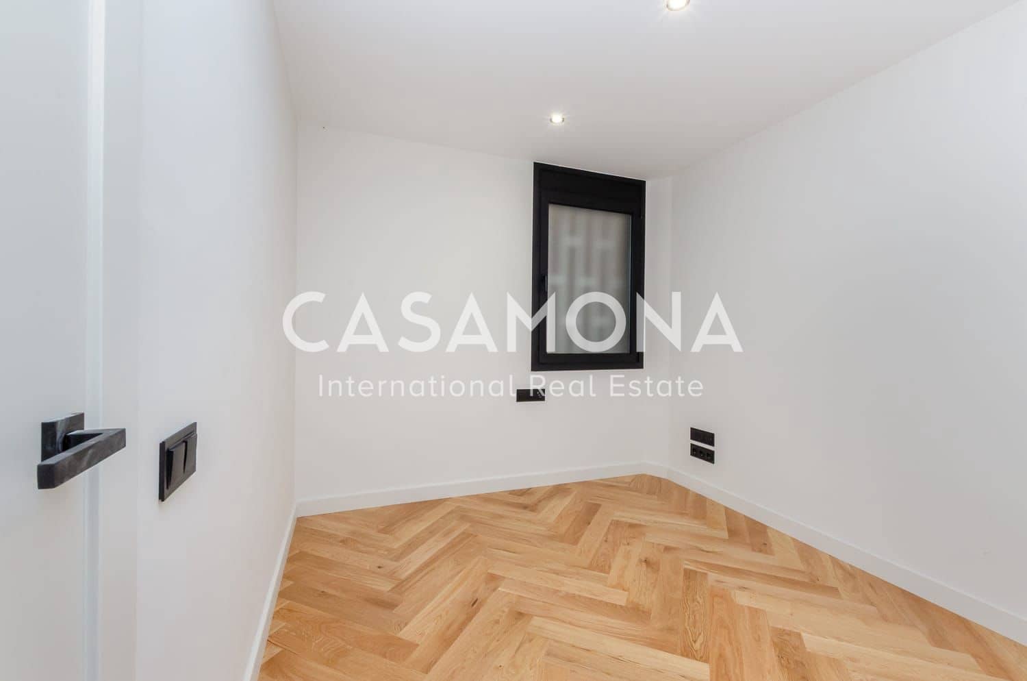 3 soveværelse Lejlighed til salg i Barcelona by - € 730.000 (Ref: 9064679)