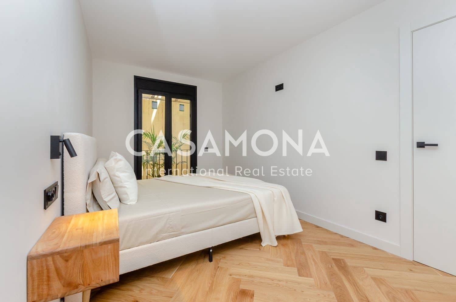 3 soveværelse Lejlighed til salg i Barcelona by - € 730.000 (Ref: 9064679)