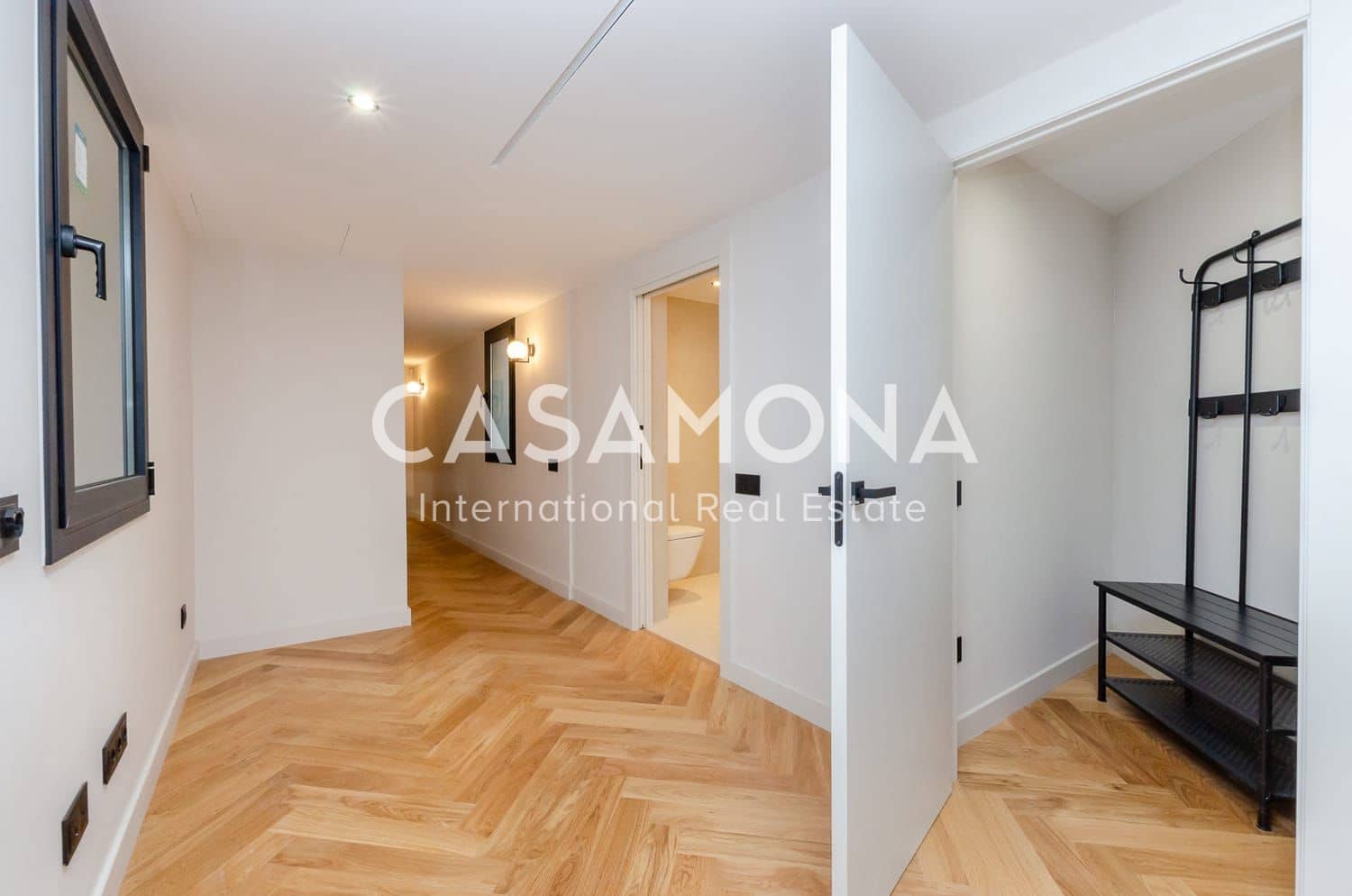 3 soveværelse Lejlighed til salg i Barcelona by - € 730.000 (Ref: 9064679)