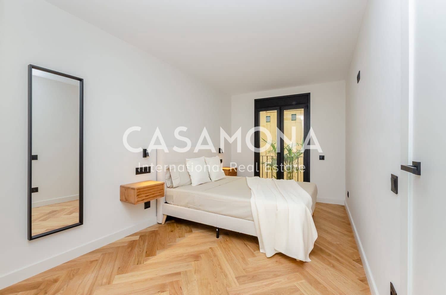 3 soveværelse Lejlighed til salg i Barcelona by - € 730.000 (Ref: 9064679)