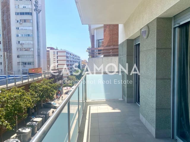 3 soveværelse Lejlighed til leje i El Camp d'en Grassot i Gràcia Nova, Barcelona by - € 1.950 (Ref: 9100143)