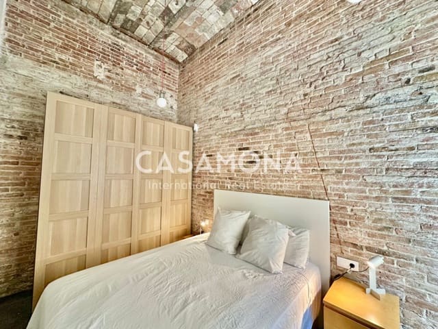 2 bedroom Apartment for sale in El Raval, Barcelona city - € 275,000 (Ref: 9188918)