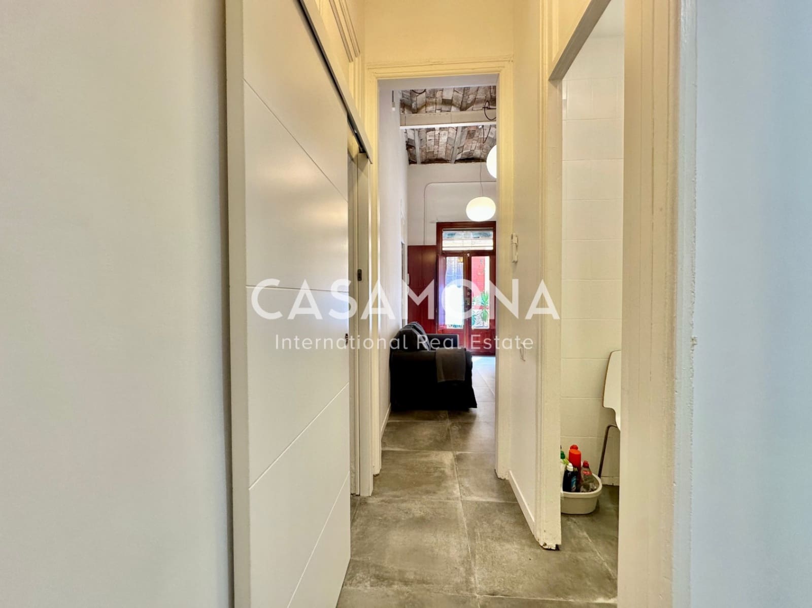 2 soveværelse Lejlighed til salg i Barcelona by - € 275.000 (Ref: 9188918)