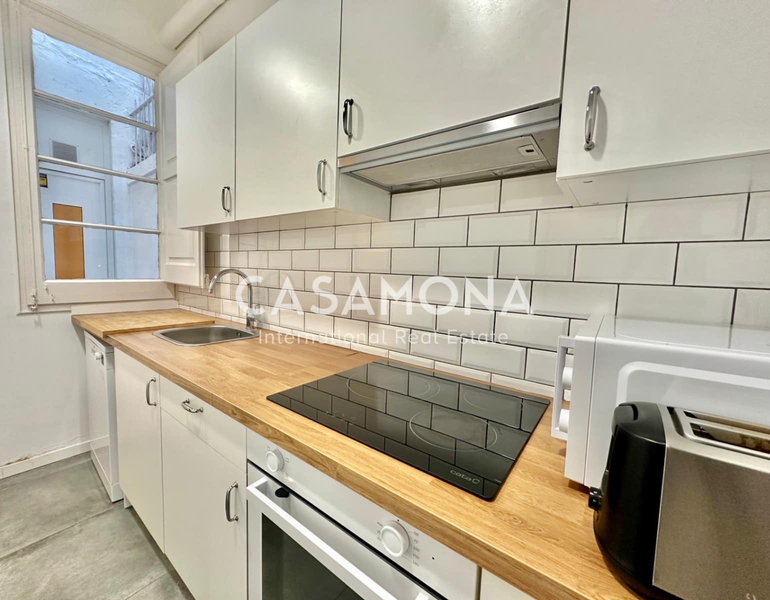 2 soveværelse Lejlighed til salg i Barcelona by - € 275.000 (Ref: 9188918)