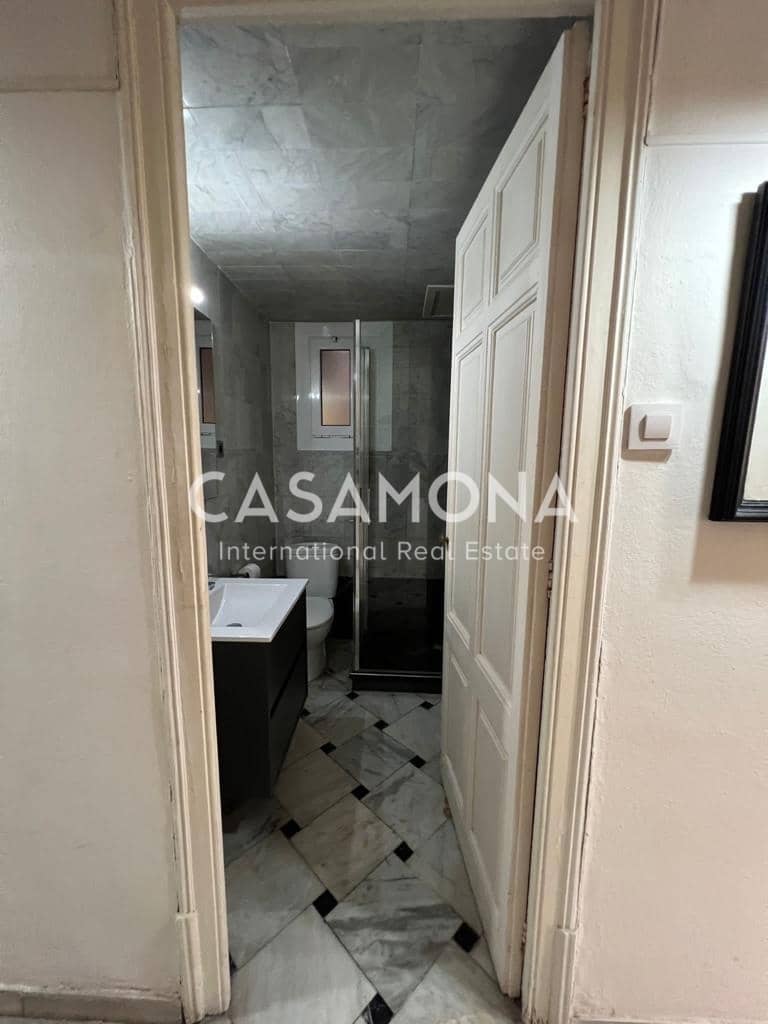 5 bedroom Apartment for rent in Barcelona city - € 3,000 (Ref: 9216659)