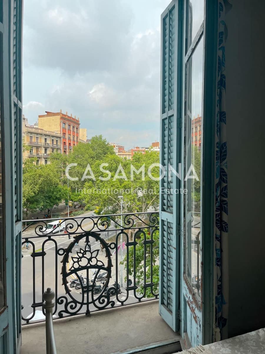 5 bedroom Apartment for rent in Barcelona city - € 3,000 (Ref: 9216659)