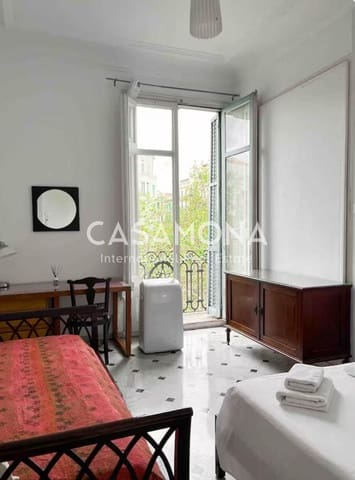5 sovrum Lägenhet att hyra i La Dreta de L'Eixample, Barcelona stad - 3 000 € (Ref: 9216659)