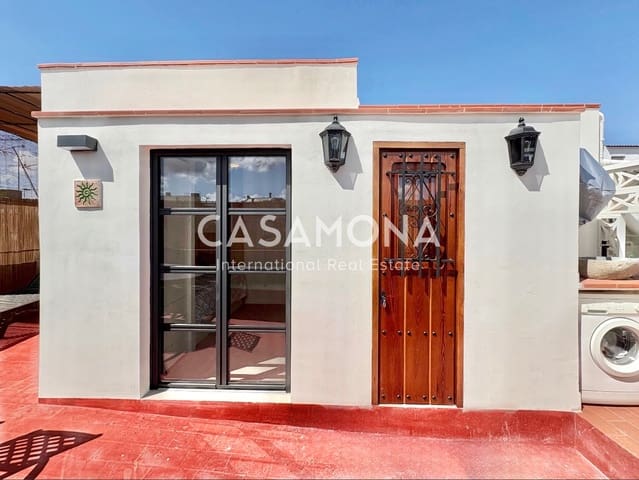 1 makuuhuone Kattohuoneisto vuokrattavana paikassa El Raval, Barcelona kaupunki - 1 100 € (Ref: 9218925)