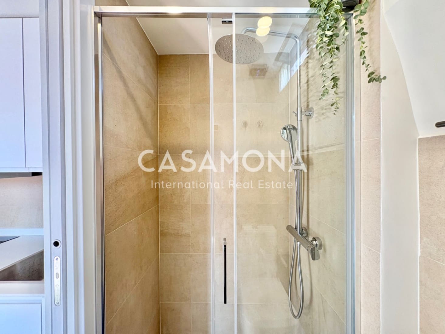 1 bedroom Penthouse for rent in Barcelona city - € 1,100 (Ref: 9218925)