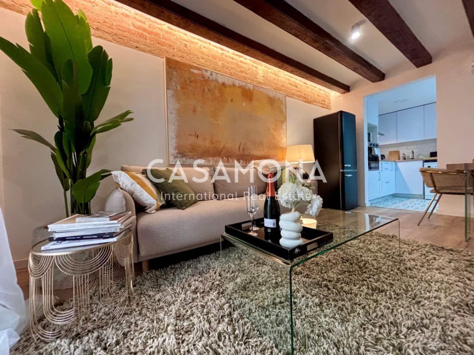 2 soverom Leilighet til leie i Barcelona by - € 2 000 (Ref: 9221351)