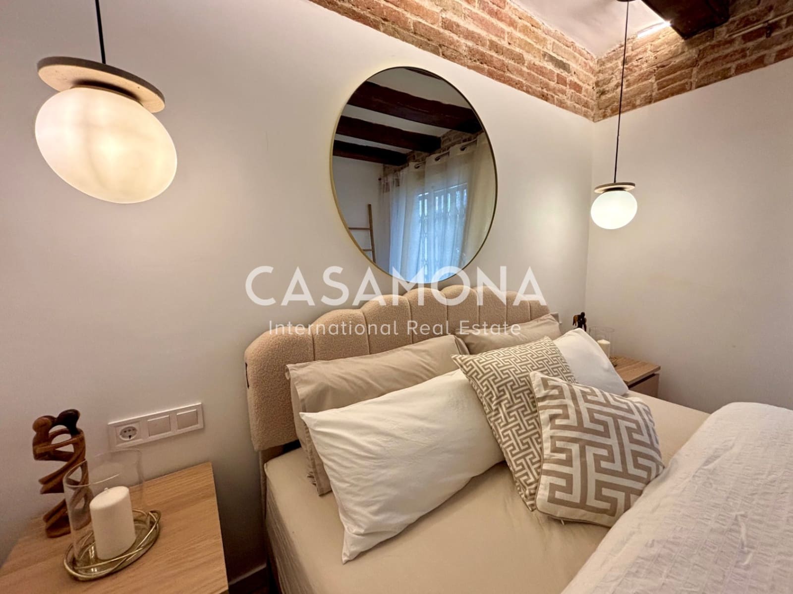 2 soverom Leilighet til leie i Barcelona by - € 2 000 (Ref: 9221351)