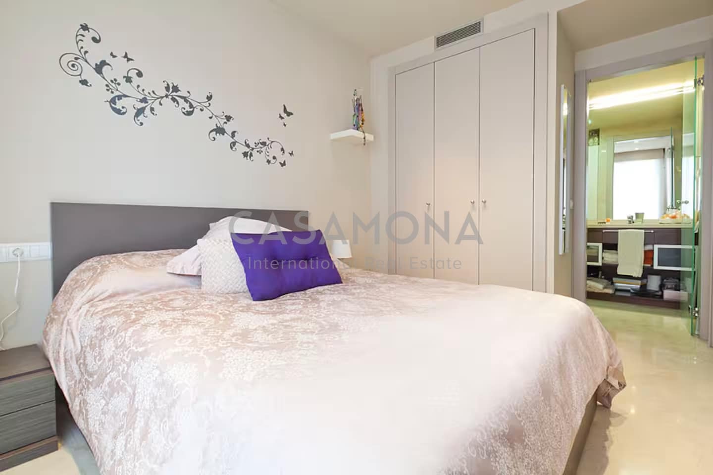 2 soverom Leilighet til leie i Barcelona by - € 2 250 (Ref: 9296202)