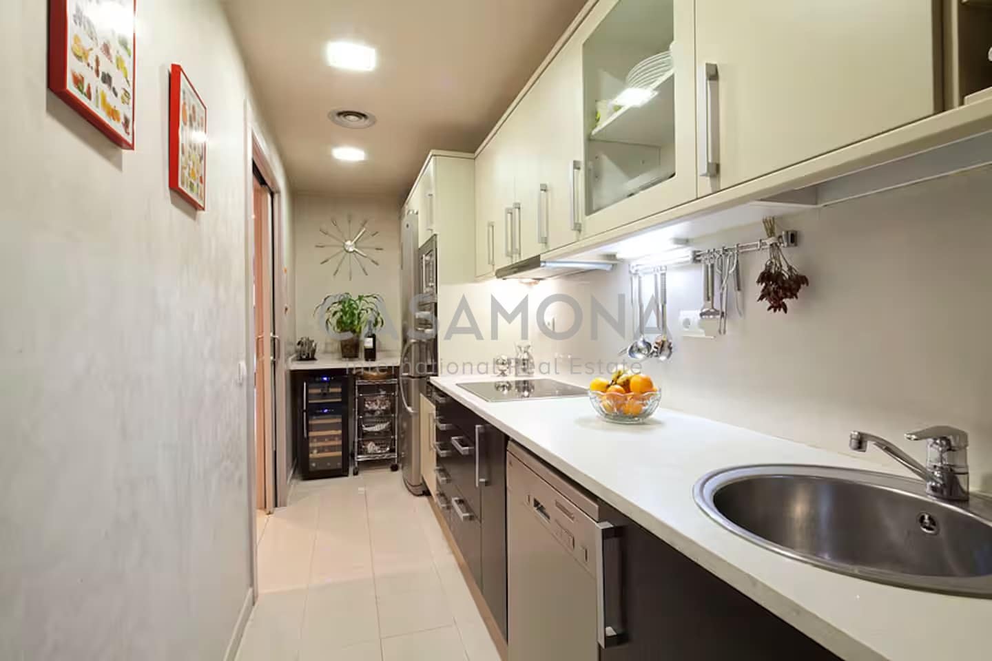 2 soverom Leilighet til leie i Barcelona by - € 2 250 (Ref: 9296202)