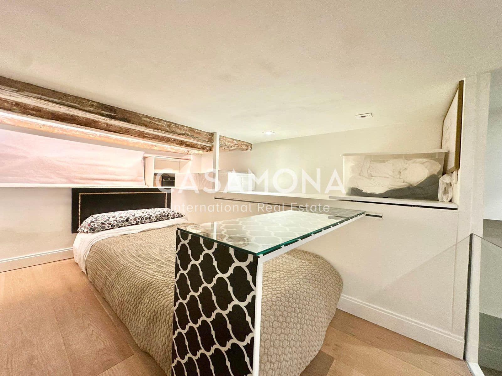 1 quarto Apartamento para arrendar em Barcelona cidade - 1 450 € (Ref: 9306750)