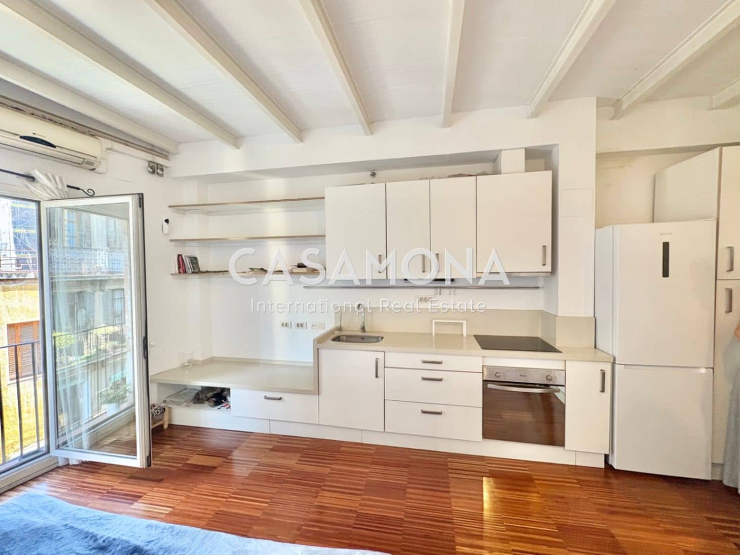 2 slaapkamer Appartement te koop in Barcelona stad - € 450.000 (Ref: 9309014)