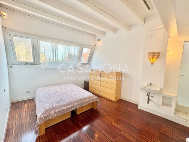 2 soveværelse Lejlighed til salg i Sant Pere, Santa Caterina i La Ribera, Barcelona by - € 450.000 (Ref: 9309014)