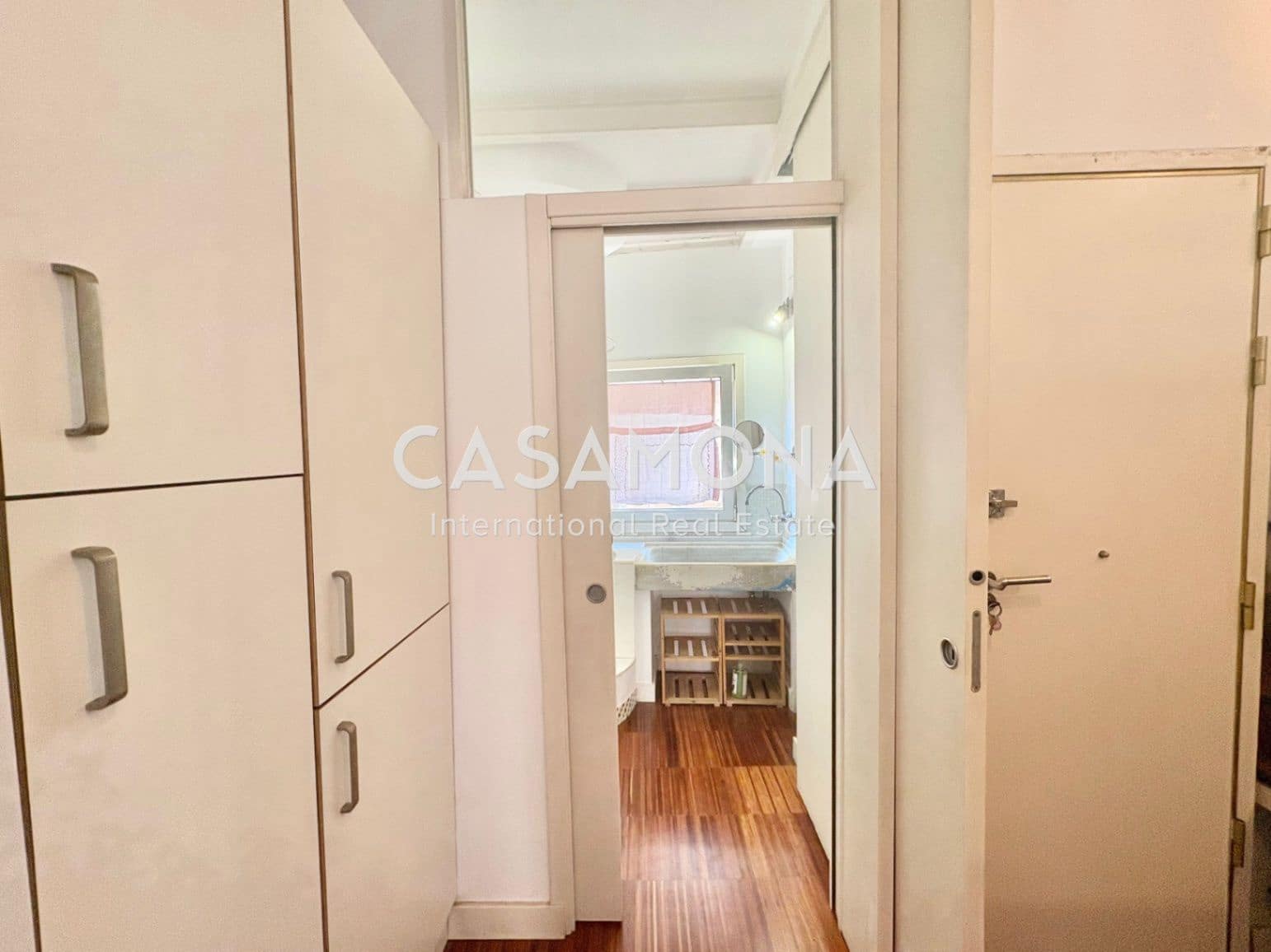 2 slaapkamer Appartement te koop in Barcelona stad - € 450.000 (Ref: 9309014)