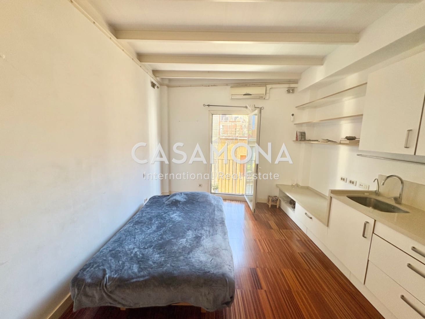 2 slaapkamer Appartement te koop in Barcelona stad - € 450.000 (Ref: 9309014)