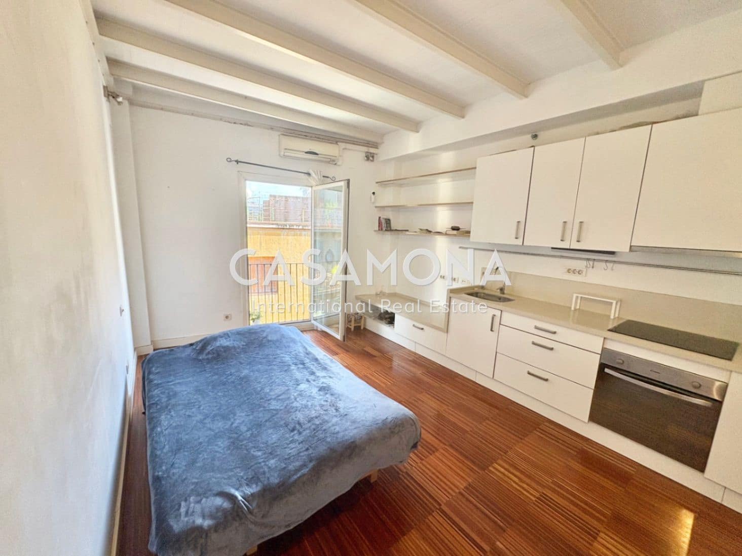 2 slaapkamer Appartement te koop in Barcelona stad - € 450.000 (Ref: 9309014)