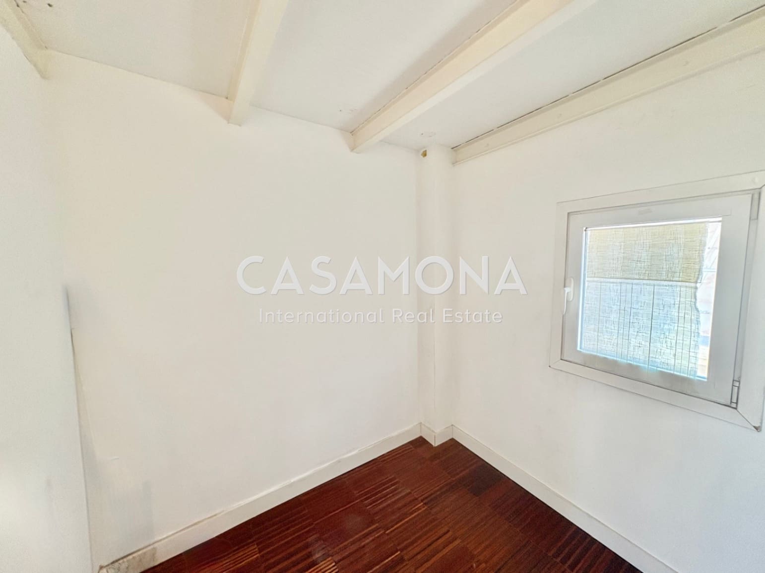 2 slaapkamer Appartement te koop in Barcelona stad - € 450.000 (Ref: 9309014)