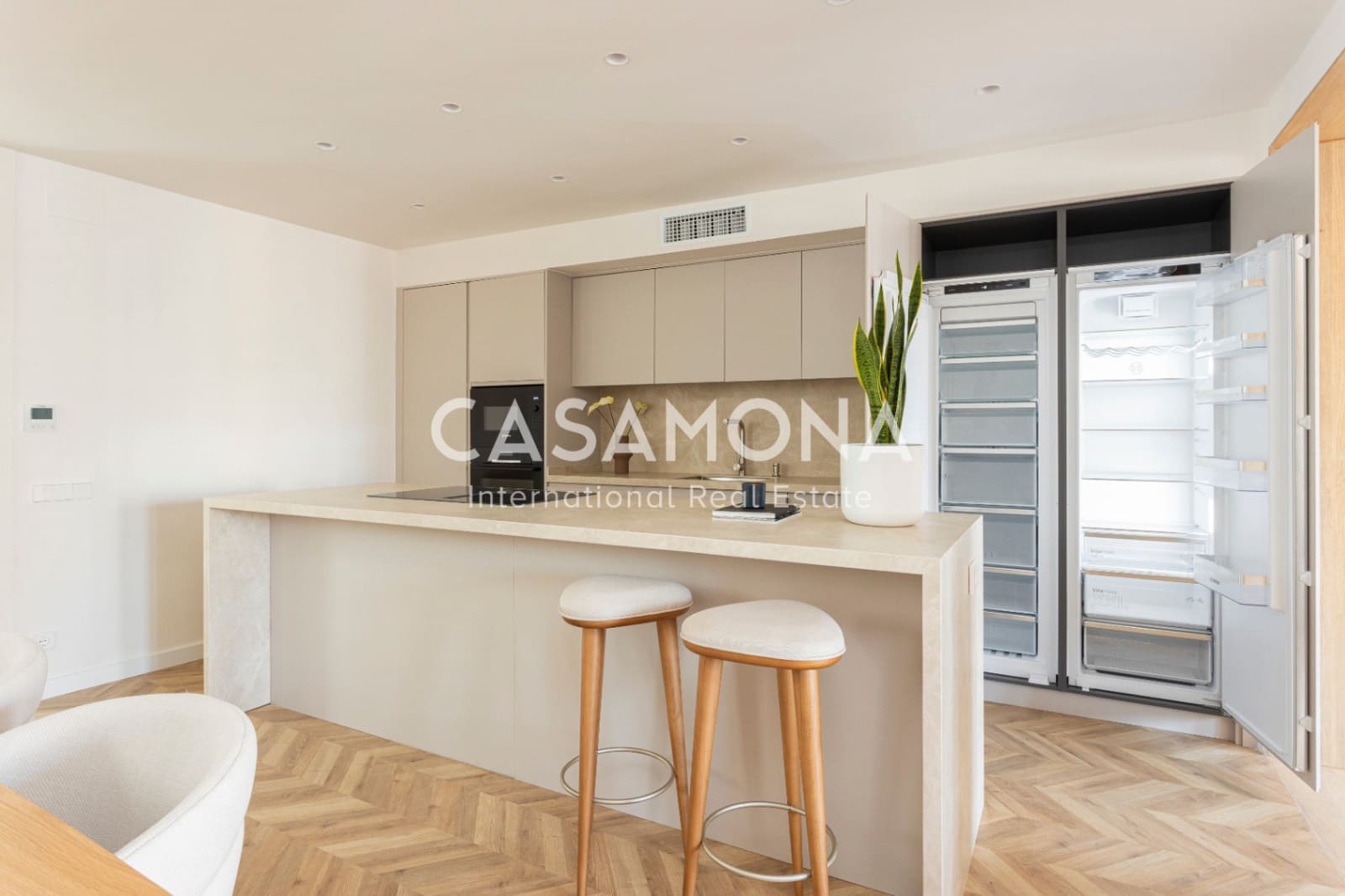 3 soveværelse Lejlighed til salg i Barcelona by - € 1.297.000 (Ref: 9311444)