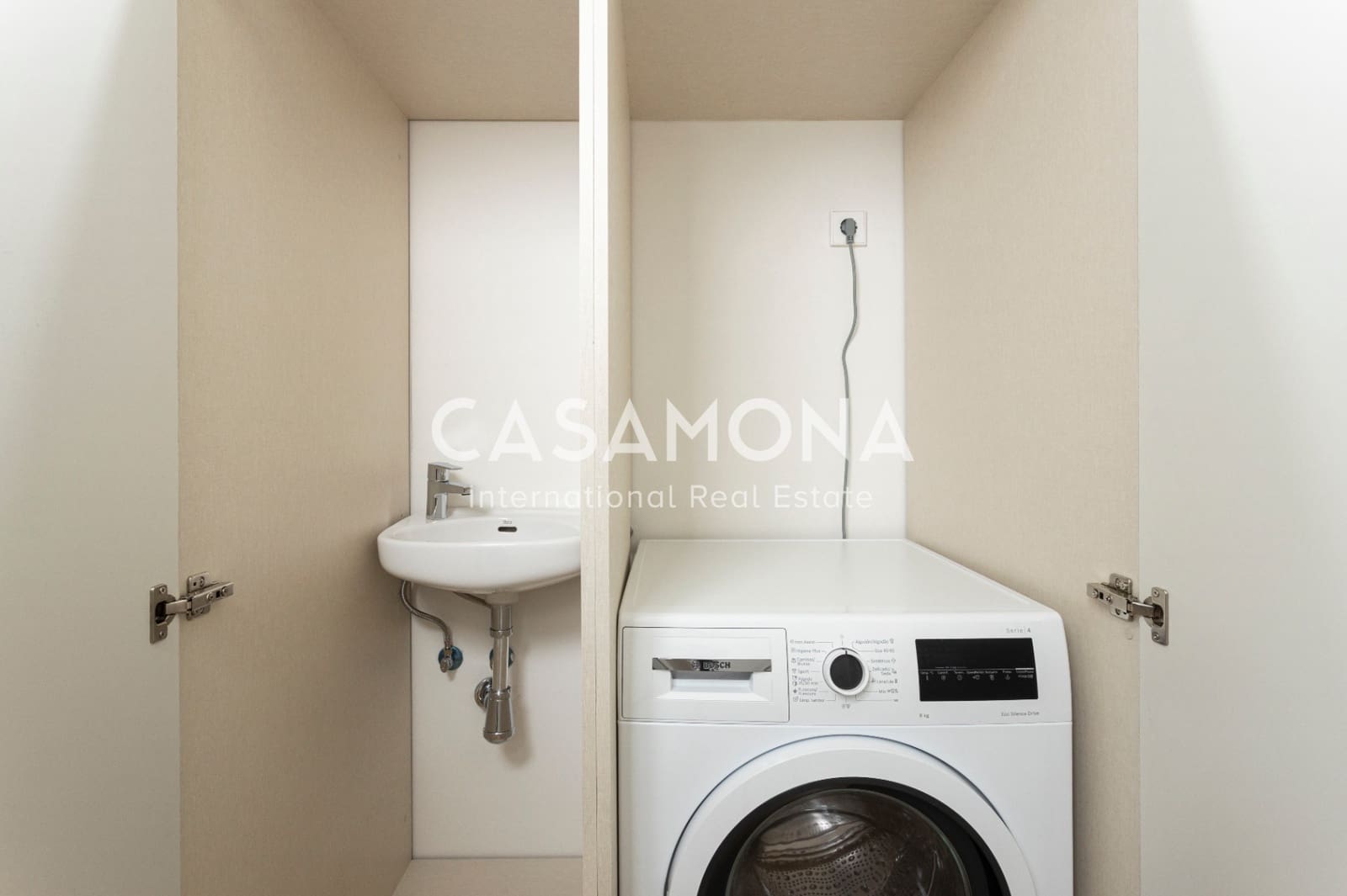 3 soveværelse Lejlighed til salg i Barcelona by - € 1.297.000 (Ref: 9311444)