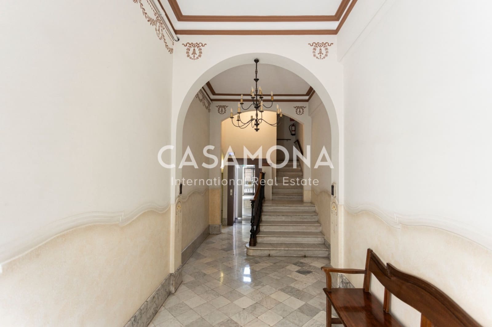 3 soveværelse Lejlighed til salg i Barcelona by - € 1.297.000 (Ref: 9311444)