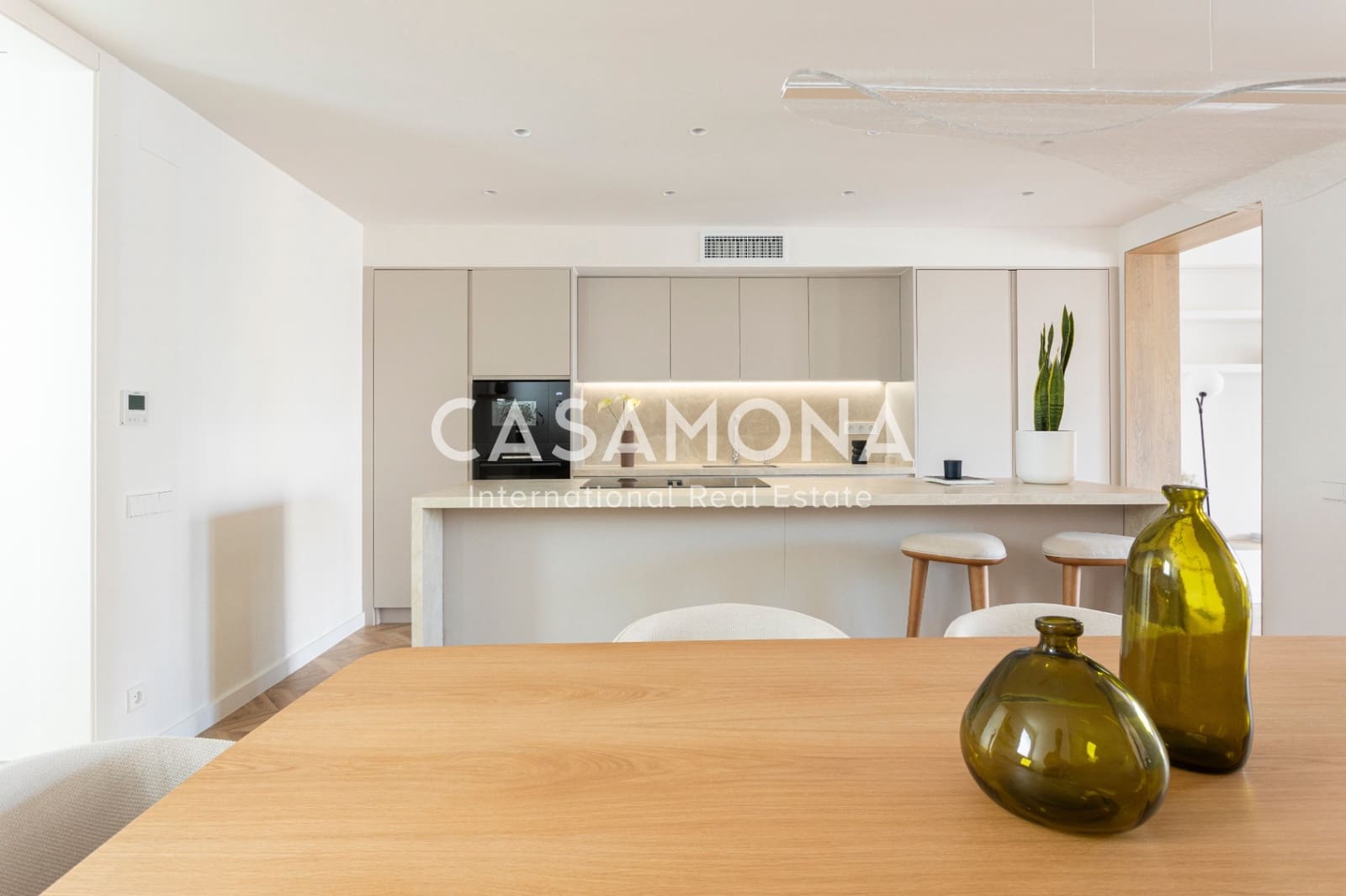 3 soveværelse Lejlighed til salg i Barcelona by - € 1.297.000 (Ref: 9311444)